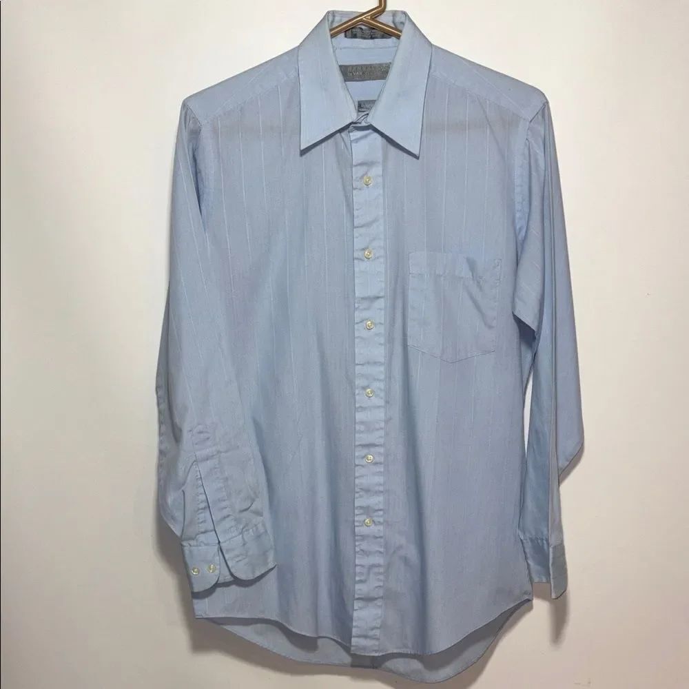 Van Heusen Light Blue Casual Button Down Shirt
